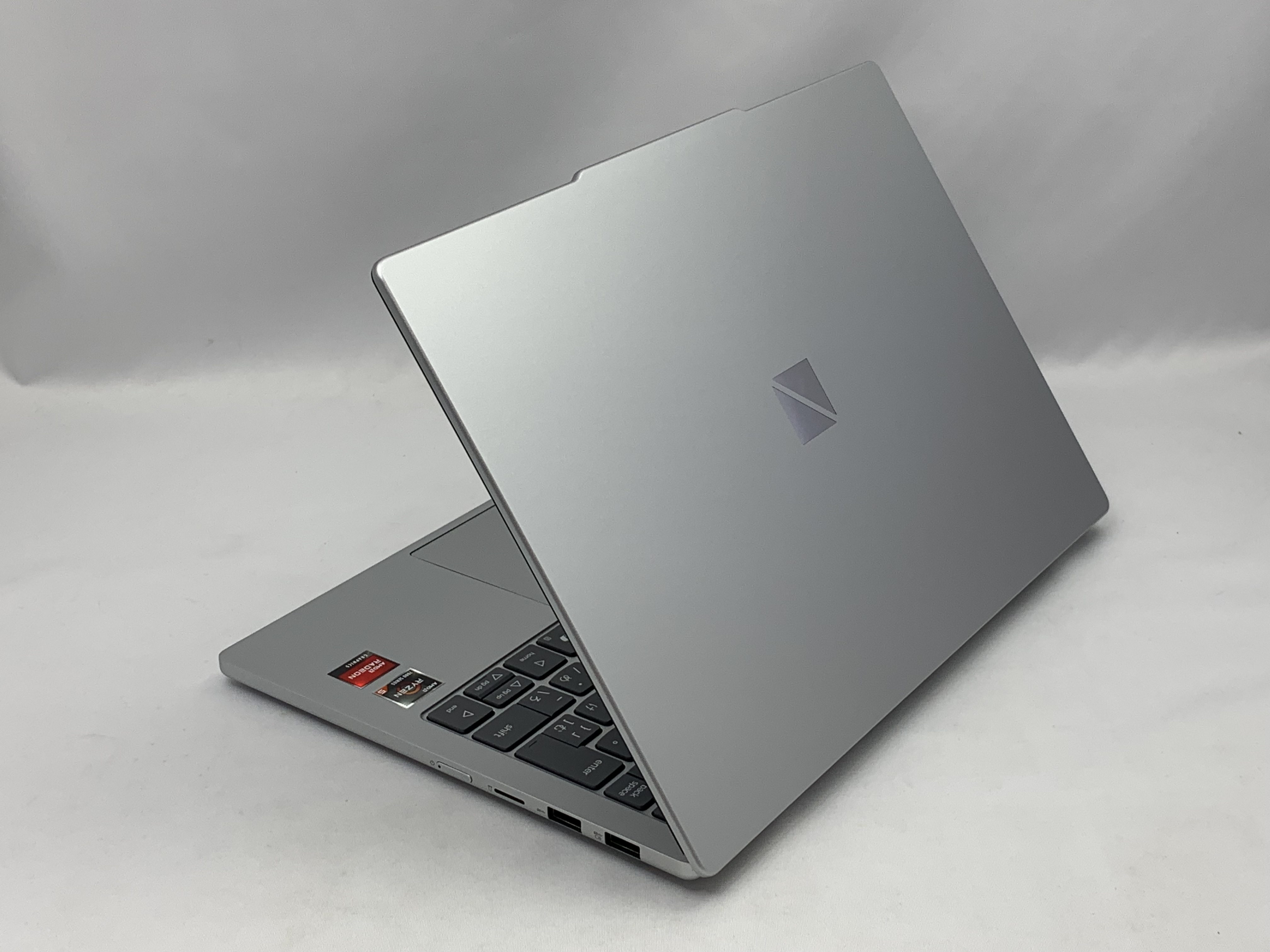 【中古：Sランク】NECリフレッシュPC 2024年冬モデル PC-N1355JAS-YC　Office付 ノートパソコン【１年保証付き】