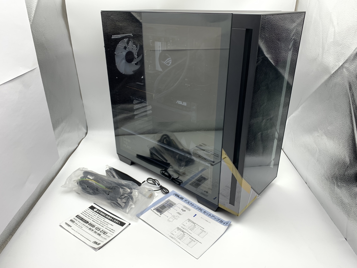 【アウトレット】ASUS デスクトップゲーミングPC Ryzen 7 9800X3D、Radeon RX9070XT メモリ32GB SSD1TB ROG GM700TZ-R9800X023X(R7 32 1T 9070XT)【半年間保証】