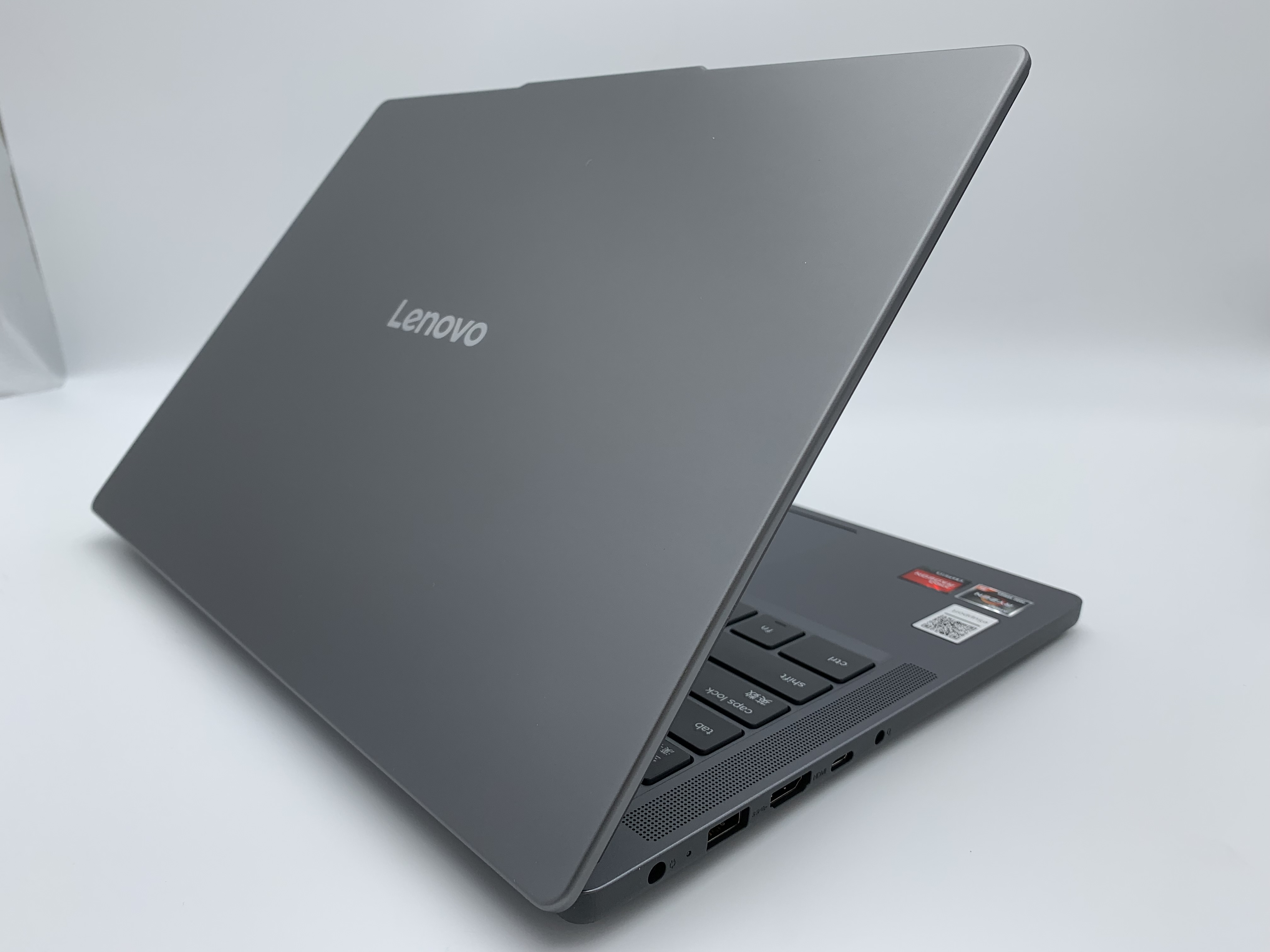 【アウトレット】Lenovo IdeaPad Slim 3 Gen 10(Ryzen 5 7535HS メモリ24GB SSD512GB）【6ヶ月修理保証】