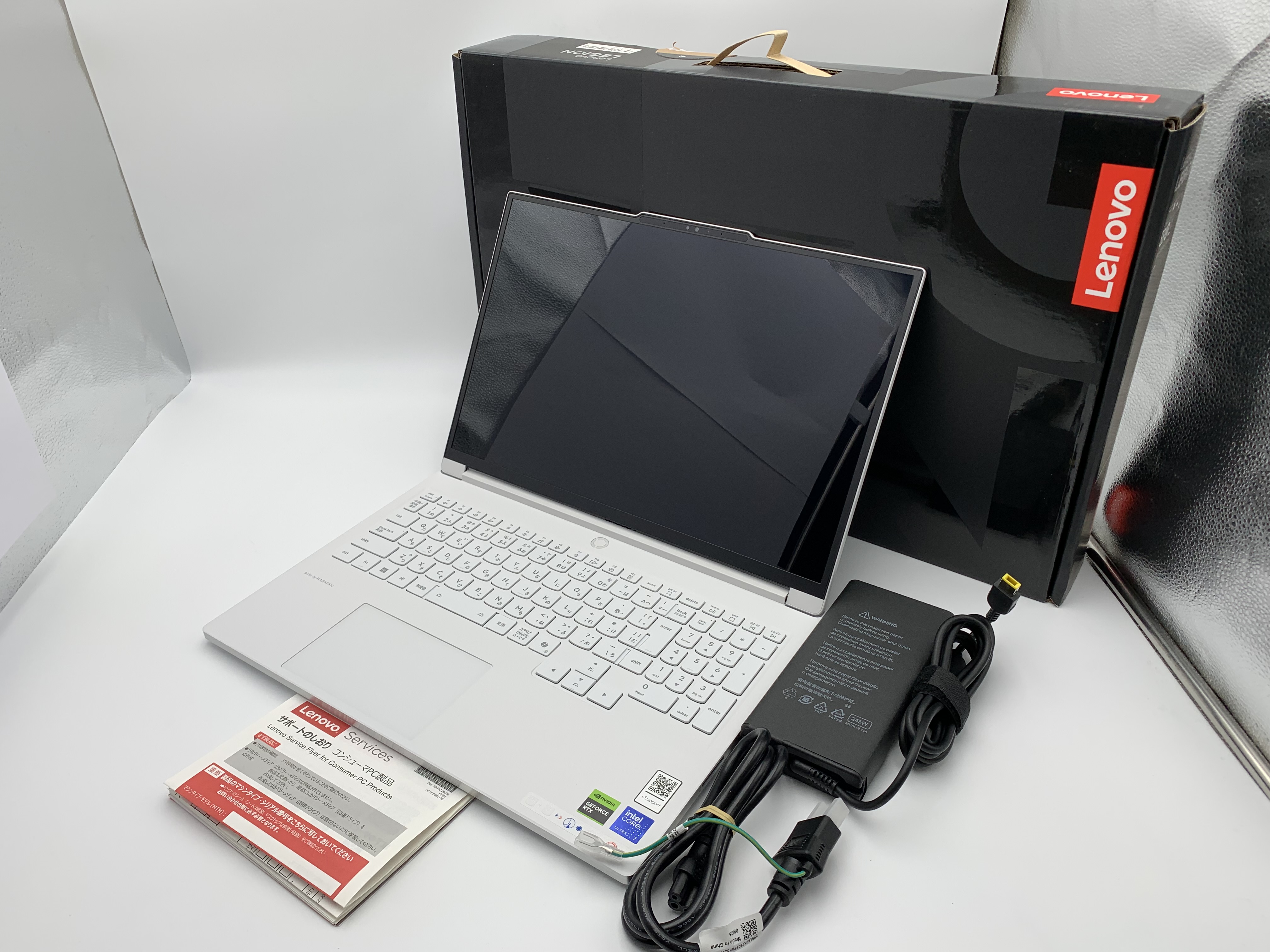 【アウトレット】Lenovo Legion 7i Gen 10(Core Ultra 7 255HX、メモリ32GB、 SSD1TB RTX 5060 Laptop GPU)【6ヶ月修理保証】