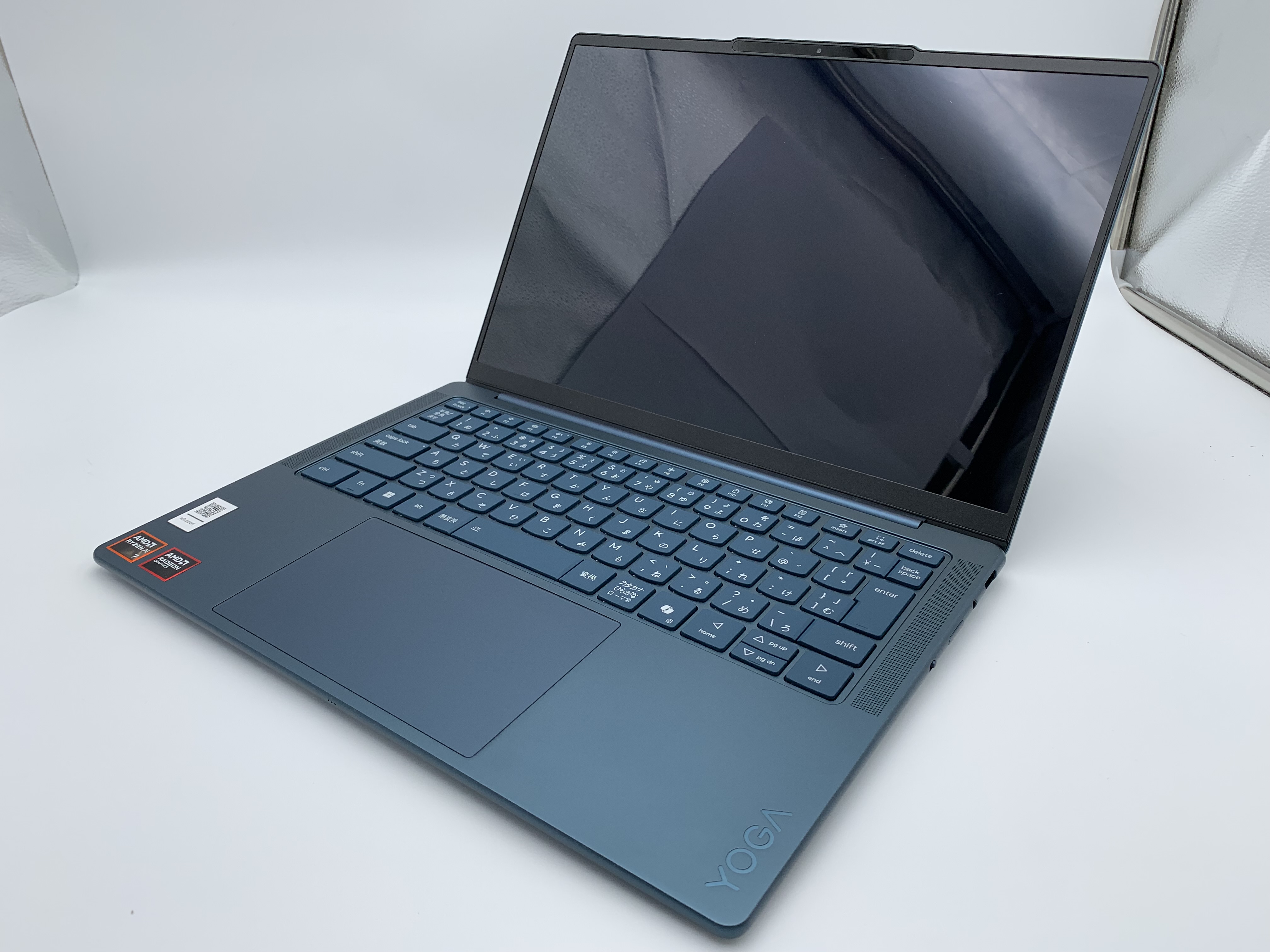 【アウトレット】Lenovo Yoga Slim 7 Gen 10(Ryzen AI 7 350、メモリ16GB、SSD512GB)【6ヶ月修理保証】