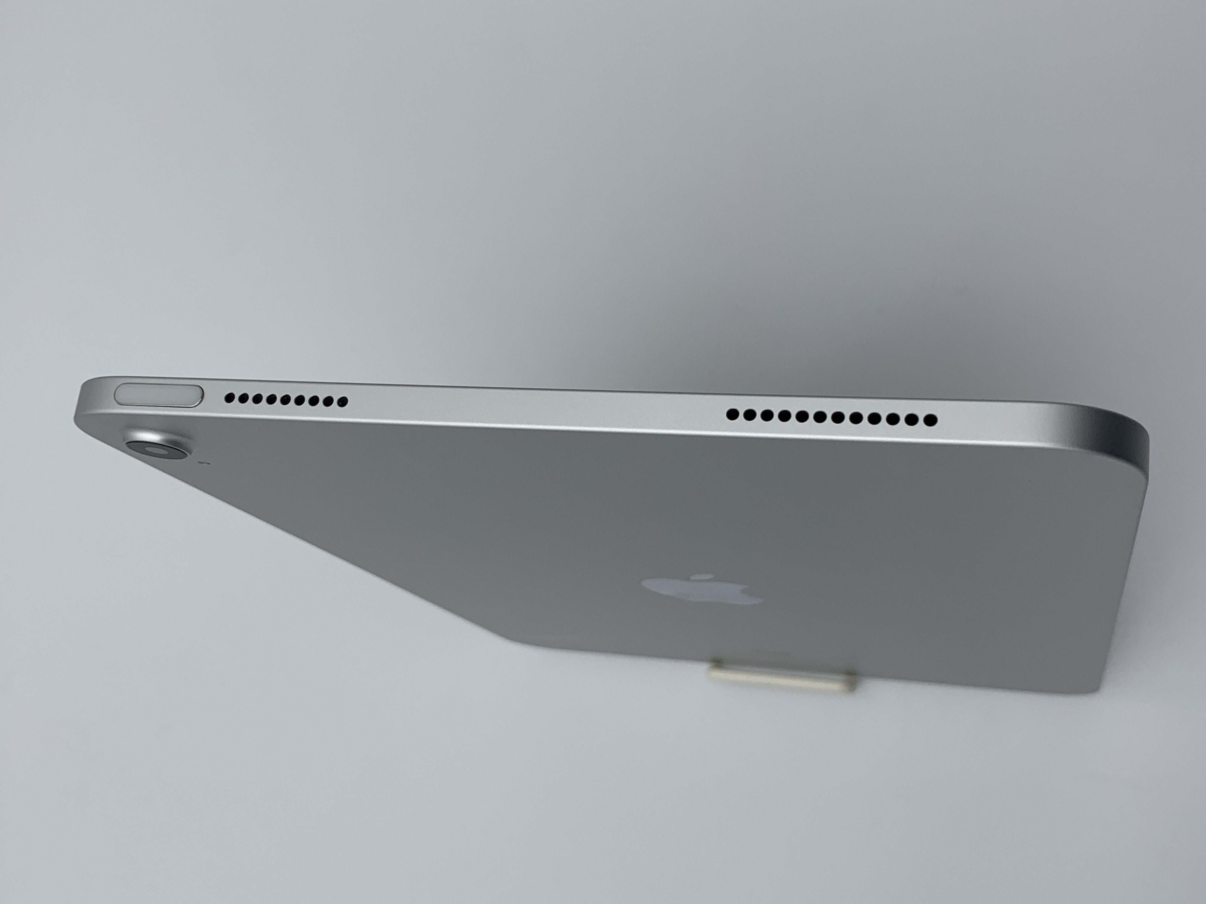 【中古：Bランク】Apple iPad 10.9インチ 第10世代(2020) Wi-Fiモデル 256GB MPQ83J/A シルバー【30日返金保証】