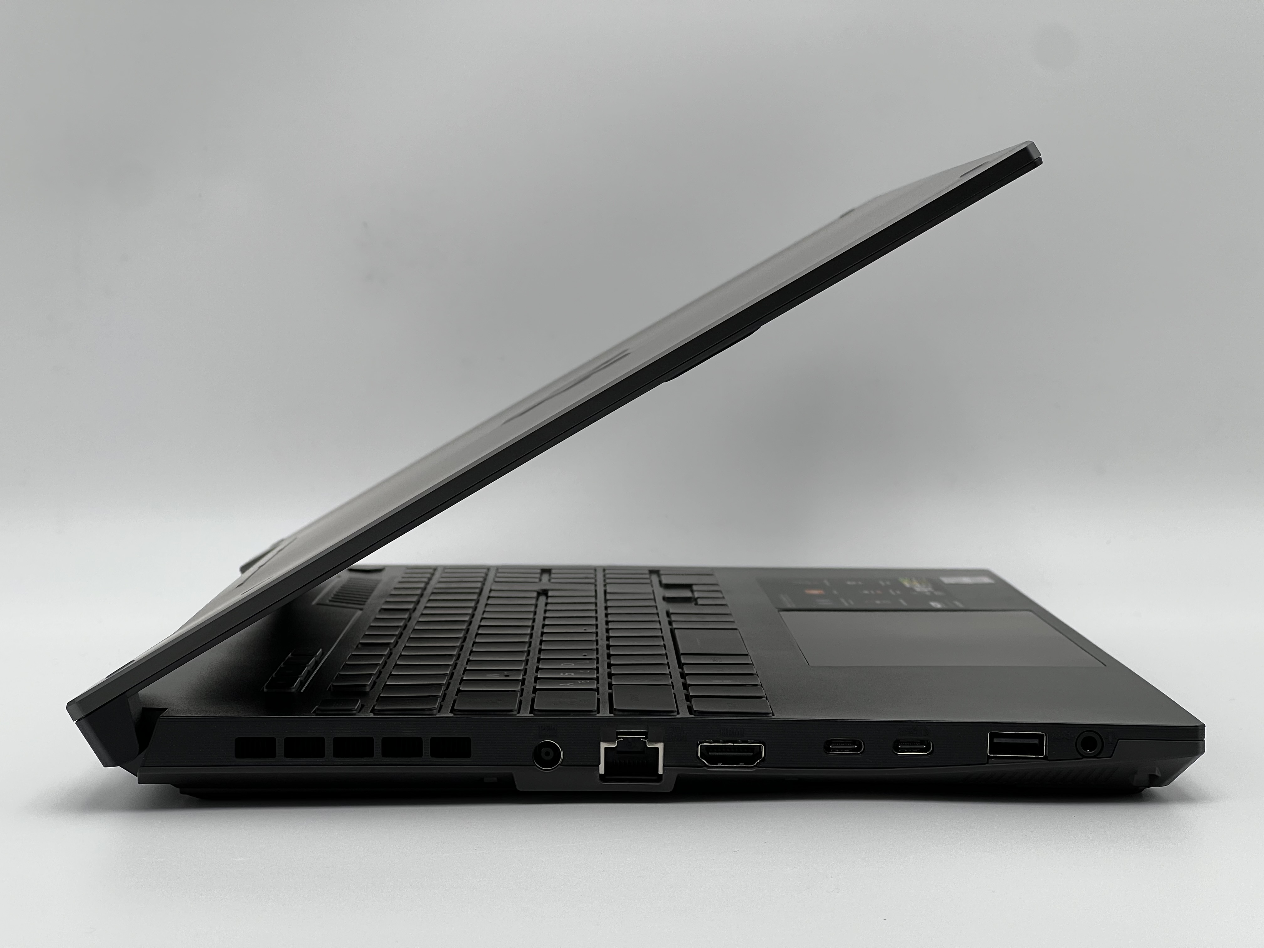 【アウトレット】ASUS TUF Gaming A15 FA507NUR FA507NUR-R7R4050EC [イェーガーグレー]