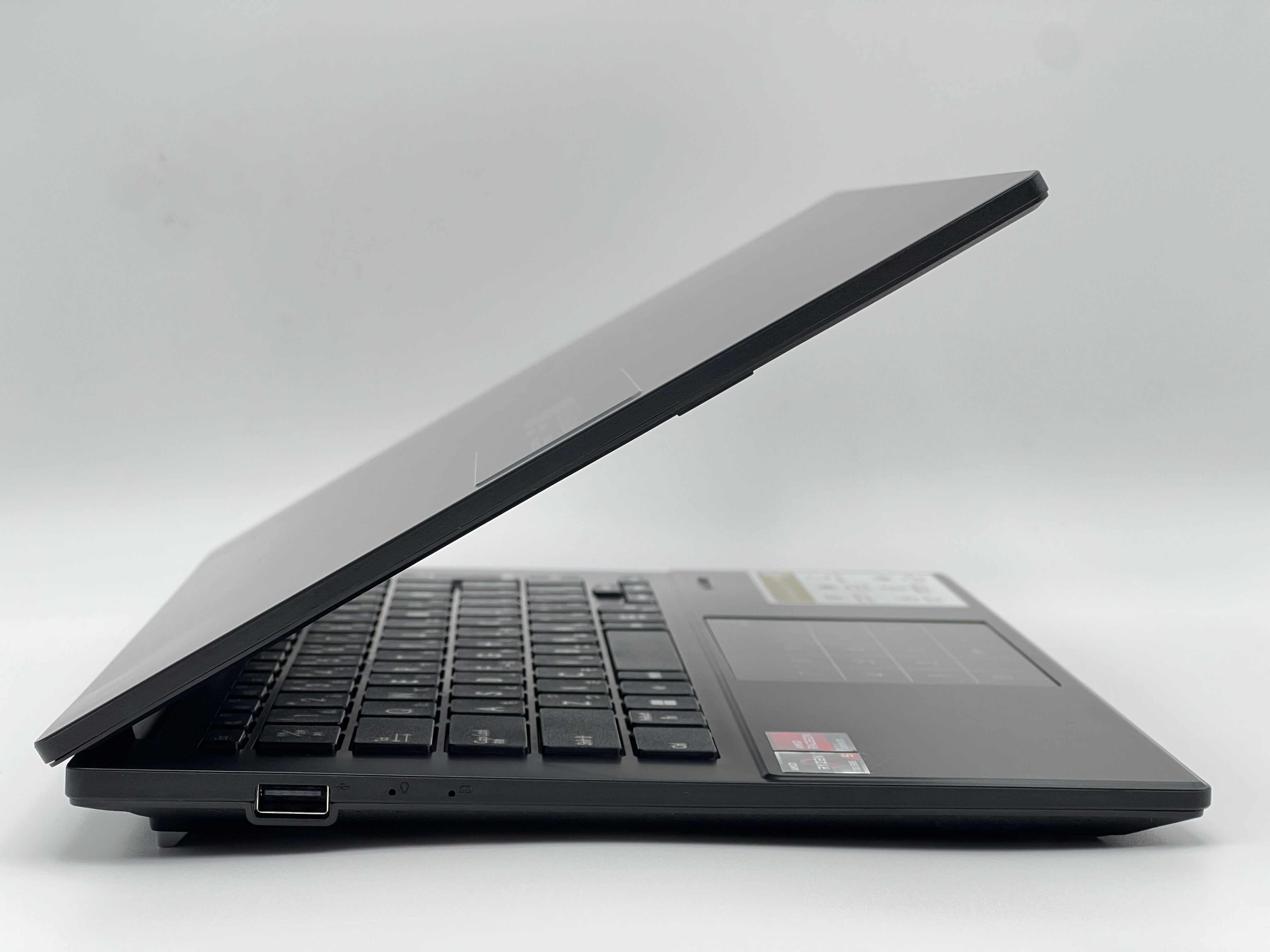 【アウトレット】ASUS Vivobook Go 14 E1404FA-R5165KWS  [ミックスブラック]