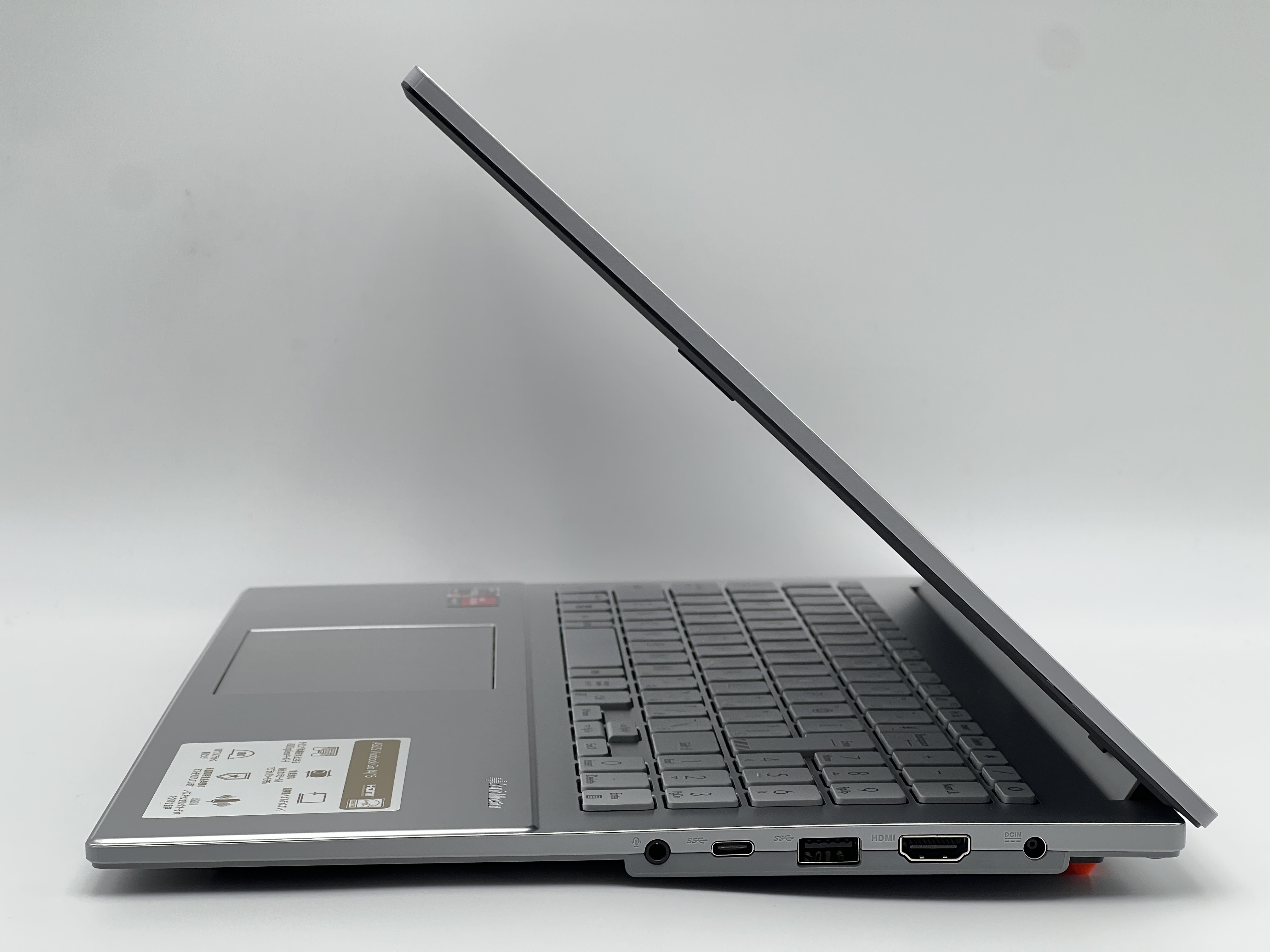 【アウトレット】ASUS Vivobook Go E1504FA-R385SIYAWS4  [クールシルバー]