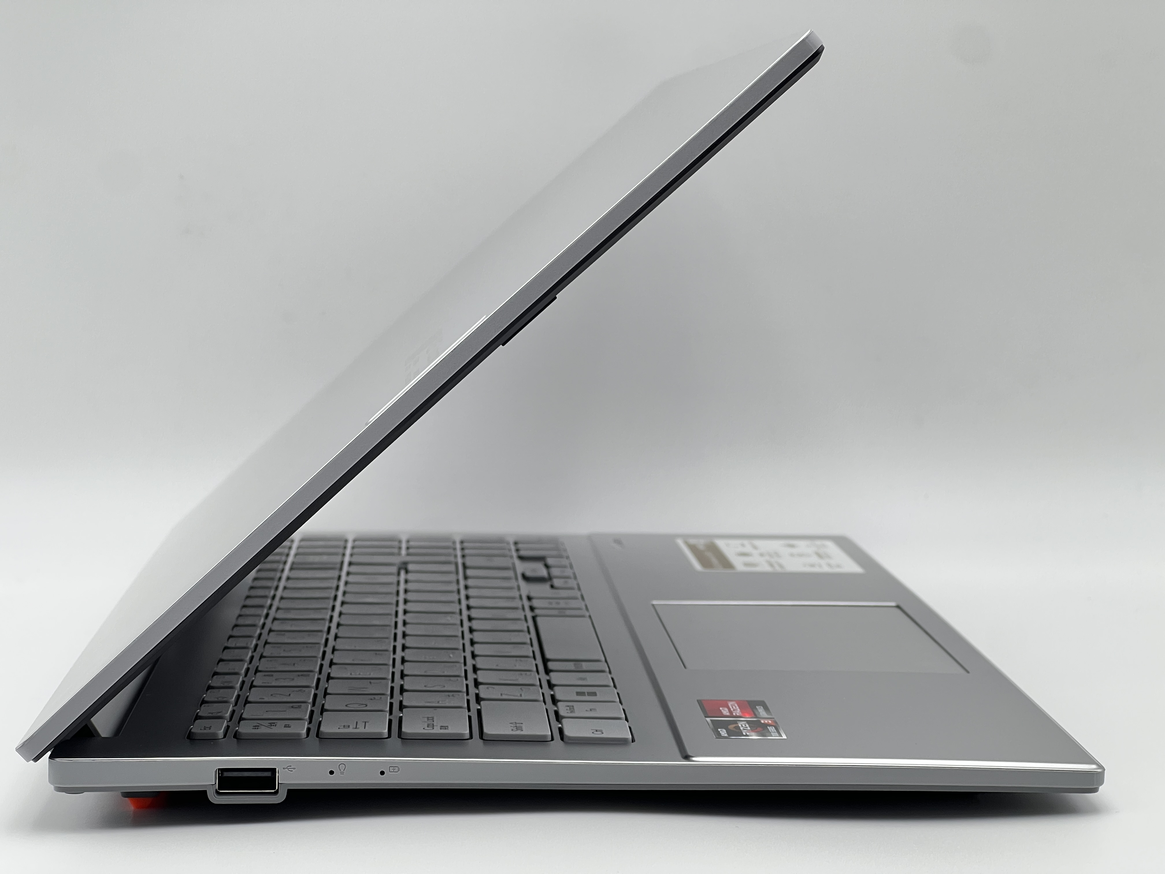 【アウトレット】ASUS Vivobook Go E1504FA-R385SIYAWS4  [クールシルバー]