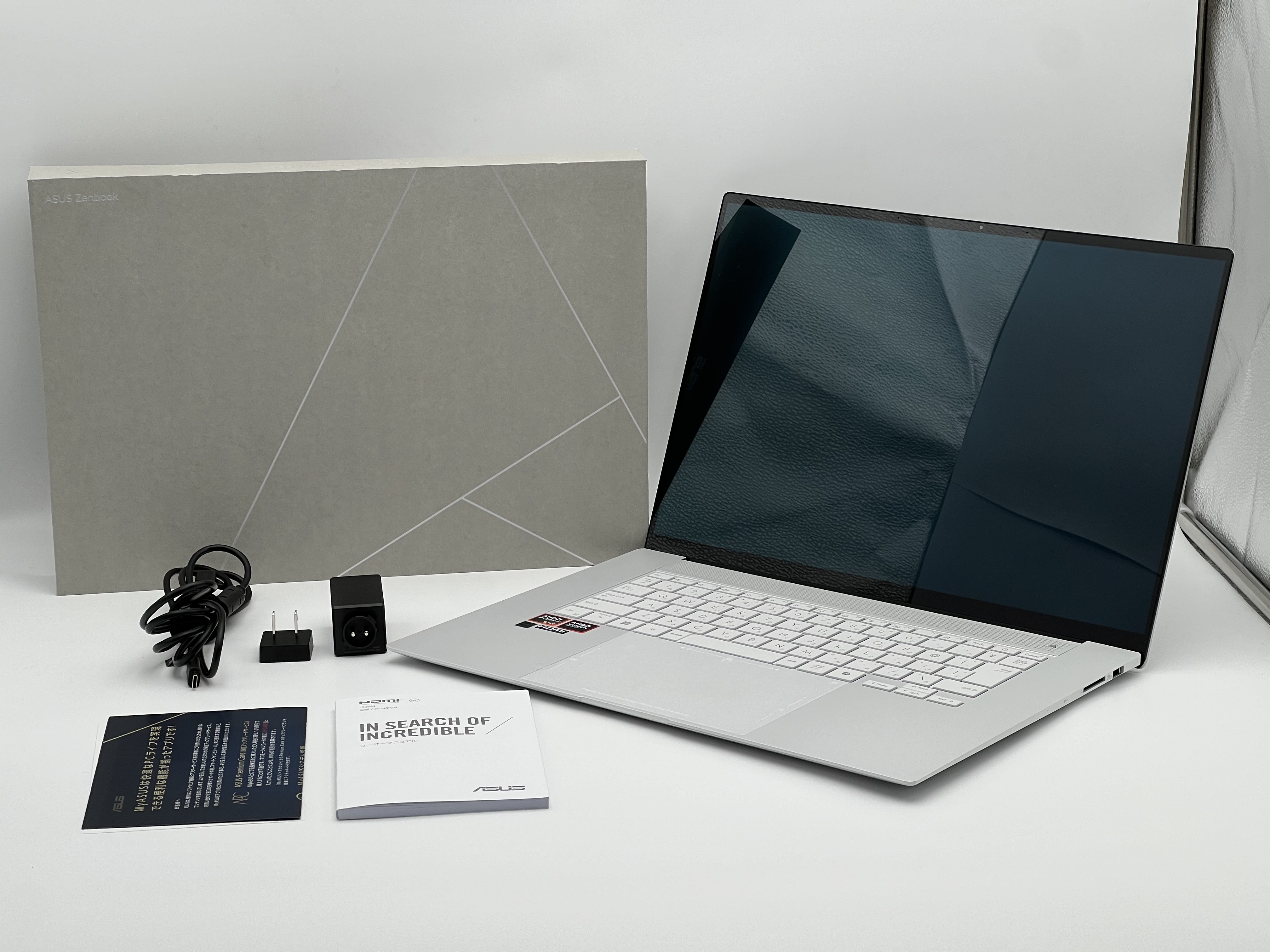 【アウトレット】ASUS Zenbook S 16 UM5606WA UM5606WA-AI9321WH [スカンジナビアンホワイト]
