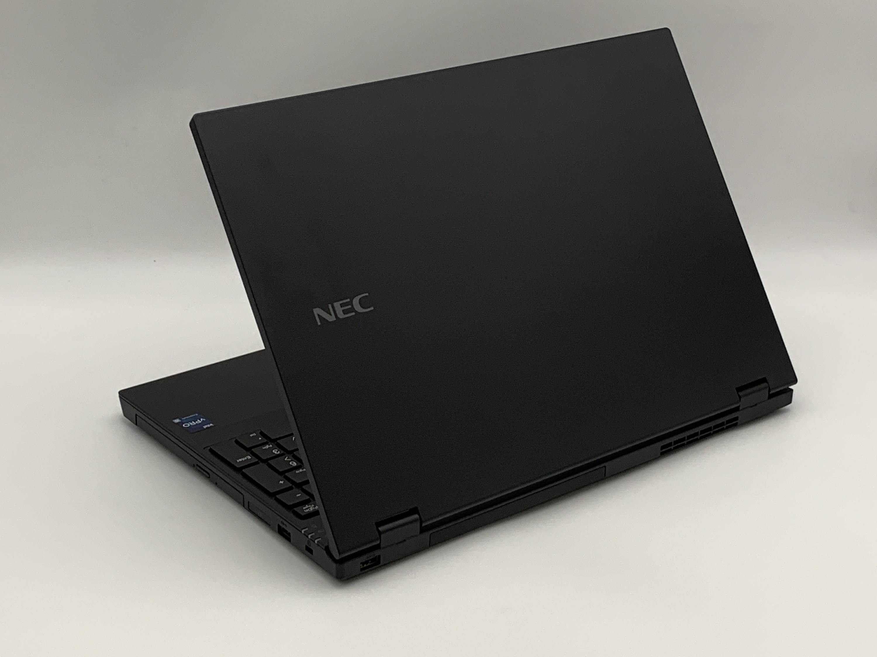 【中古：Sランク】NECリフレッシュPC 2025年09月モデル PC-V1T46XZGP　Office付 ノートパソコン【１年保証付き】