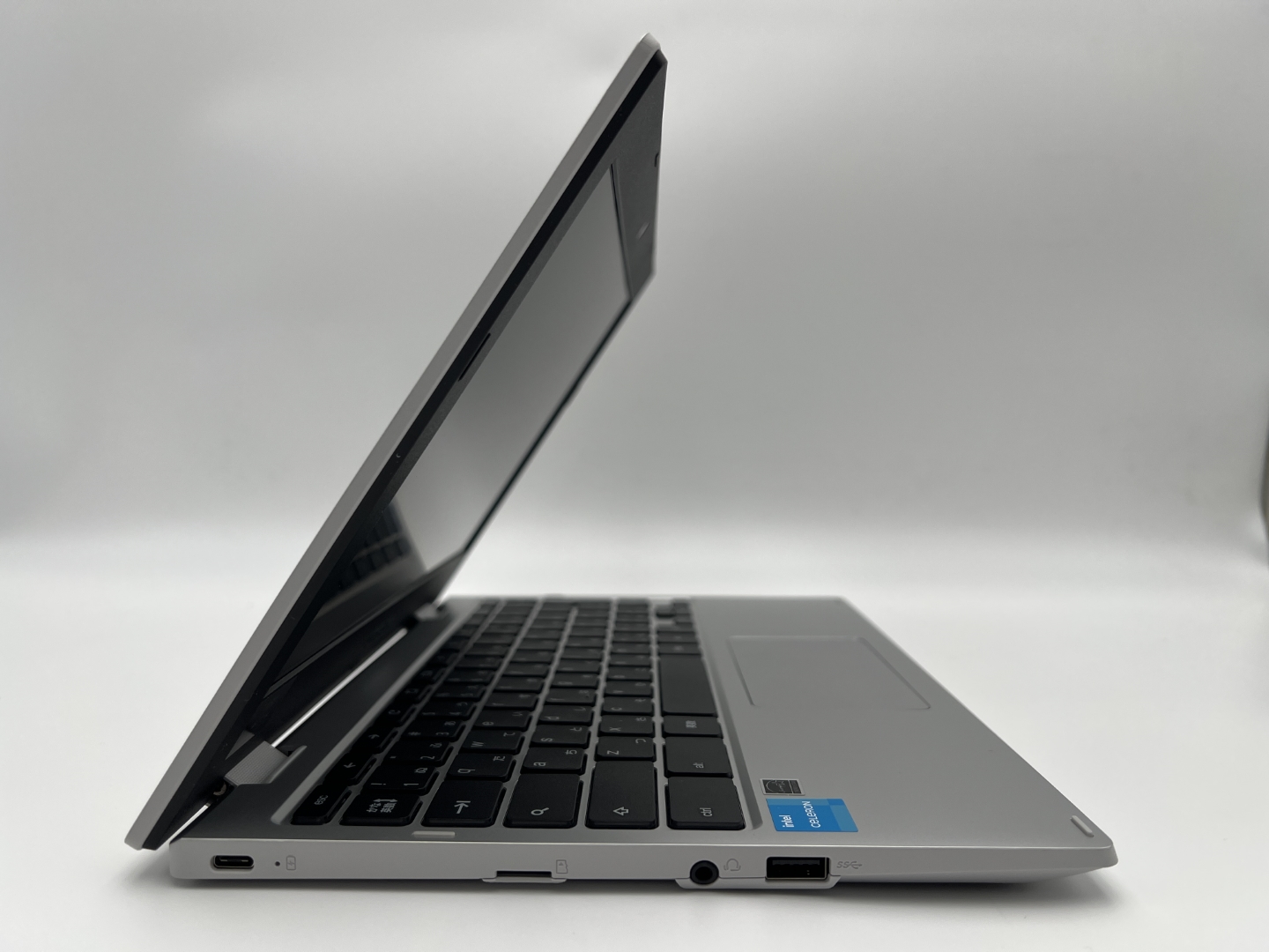 【アウトレット】ASUS Chromebook CX1 CX1102CKA-N00010 [トランスペアレントシルバー]