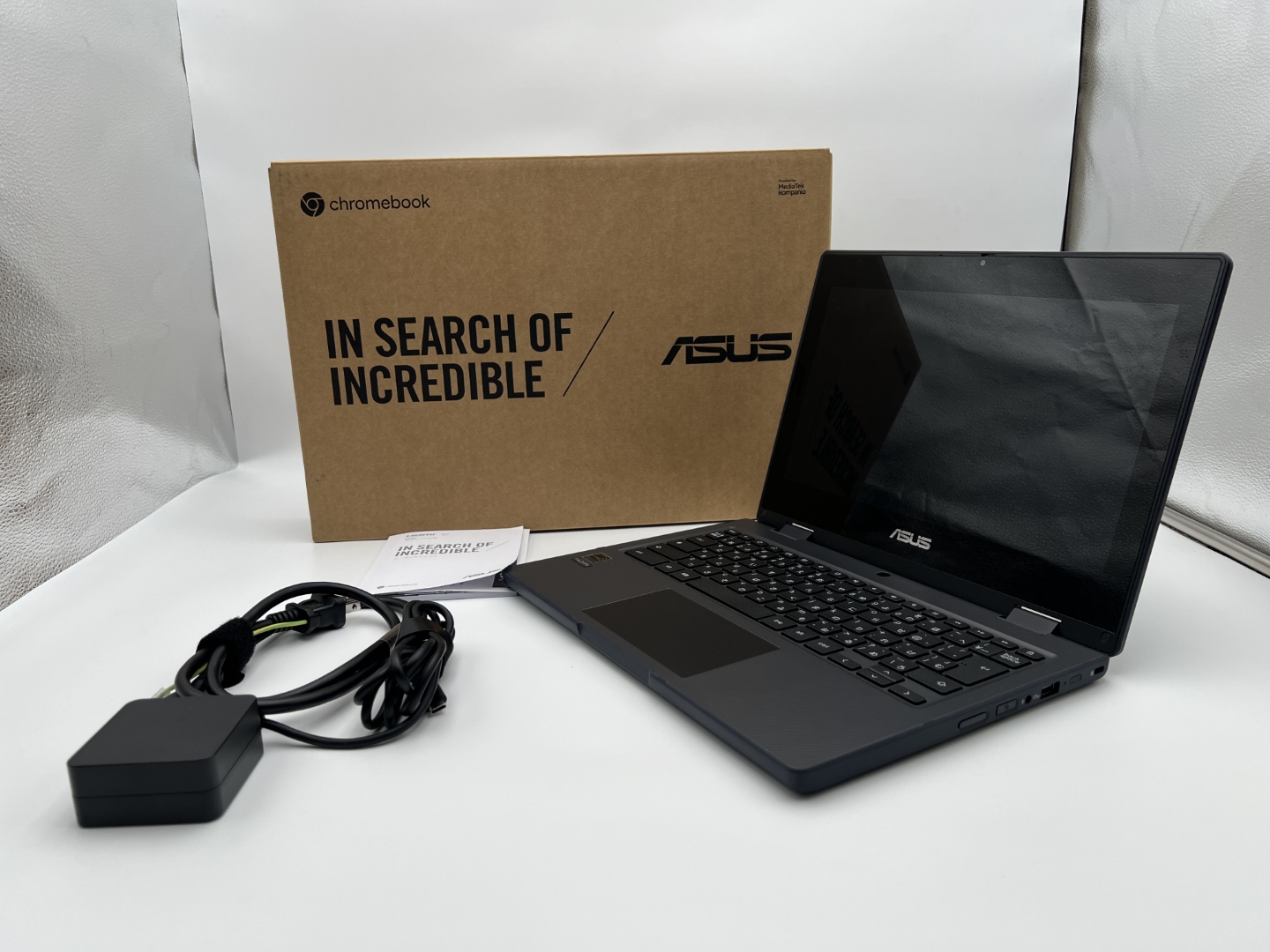 【アウトレット】ASUS ASUS Chromebook CZ11 Flip (CZ1104FM2A-NS0180)