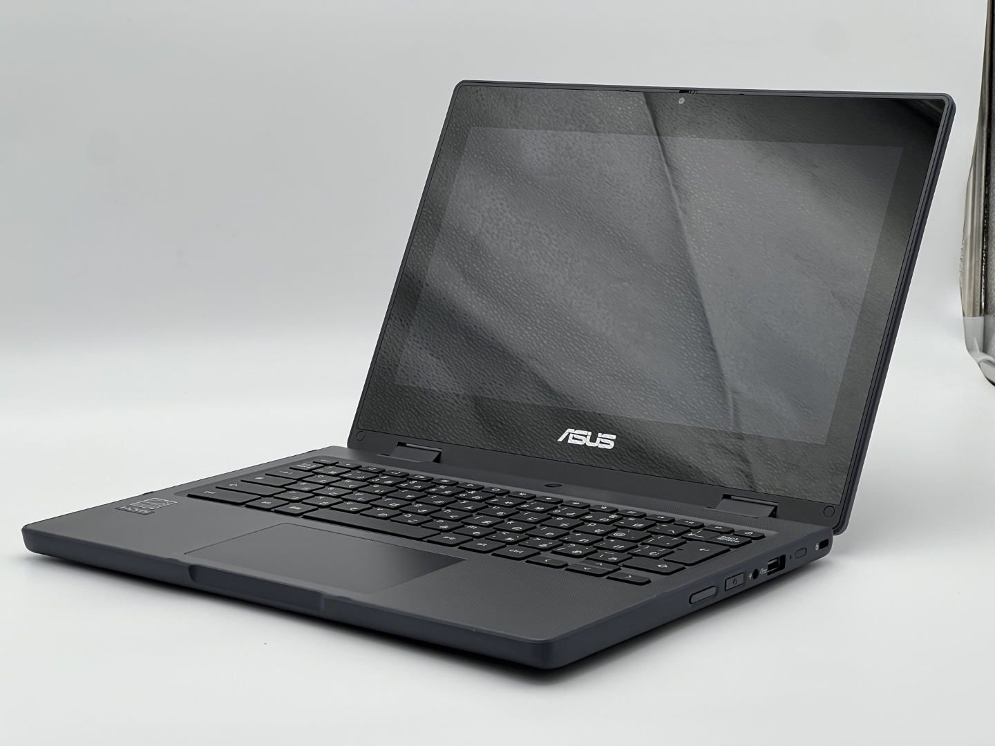 【アウトレット】ASUS ASUS Chromebook CZ11 Flip (CZ1104FM2A-NS0180)