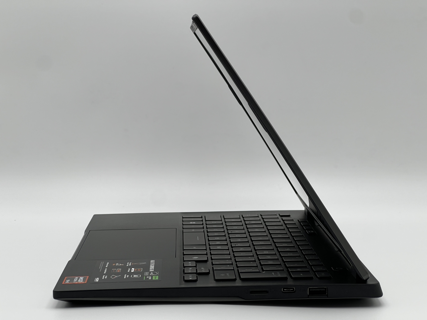 【ゲーミング＆アウトレットセール 8/7 11:00 - 8/17 11:00】【アウトレット】ASUS TUF Gaming A14 FA401WV FA401WV-AI9R4060 [イェーガーグレー]