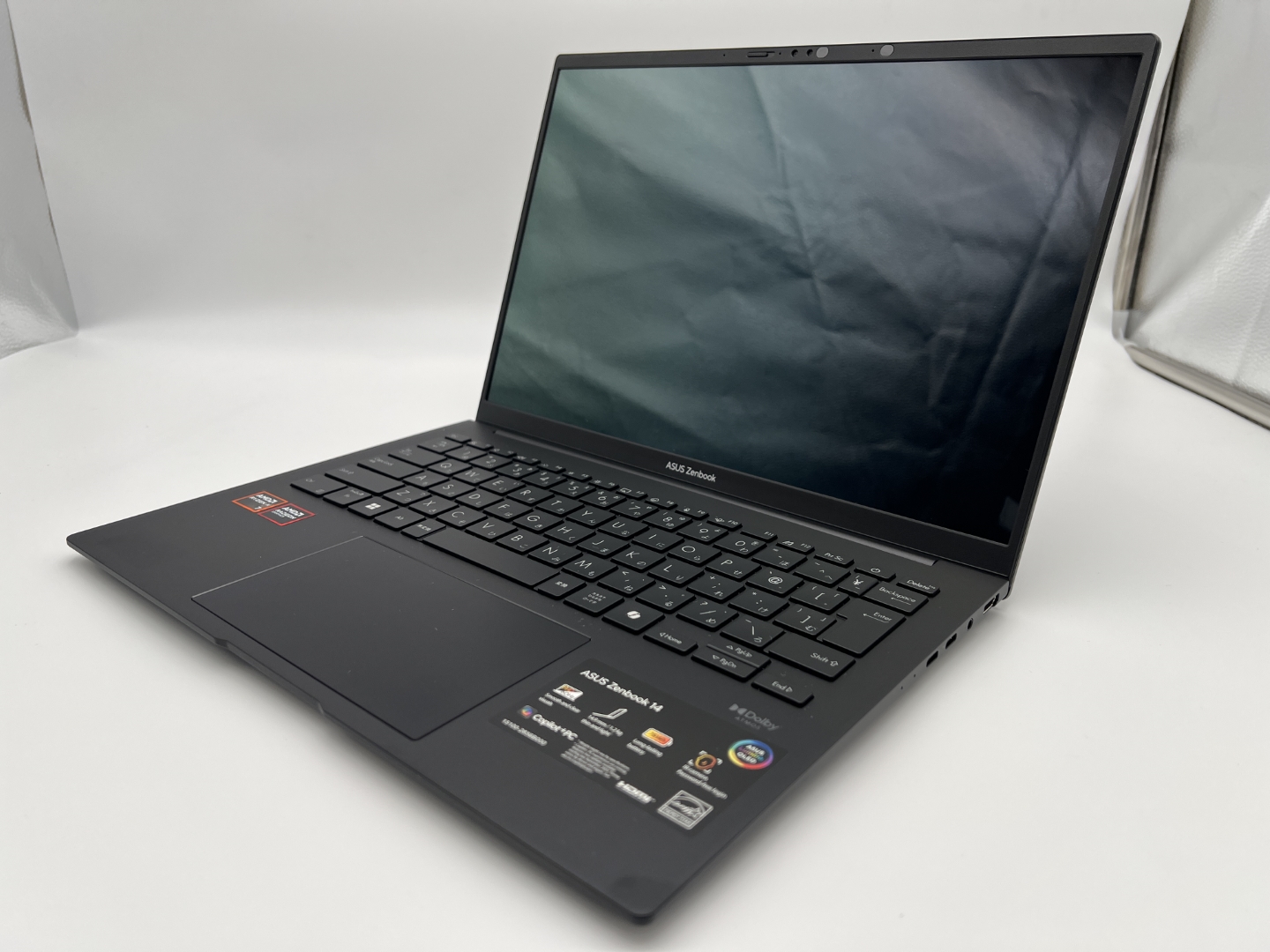 【アウトレット】ASUS Zenbook 14 UM3406KA-AI7325W [ジェイドブラック]
