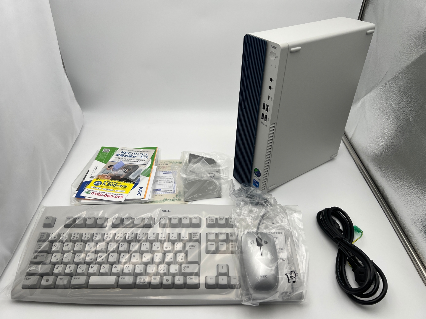NECリフレッシュPC　2026年2月モデル　Office付 デスクトップ PC-M1V53LZGS【１年保証付き】
