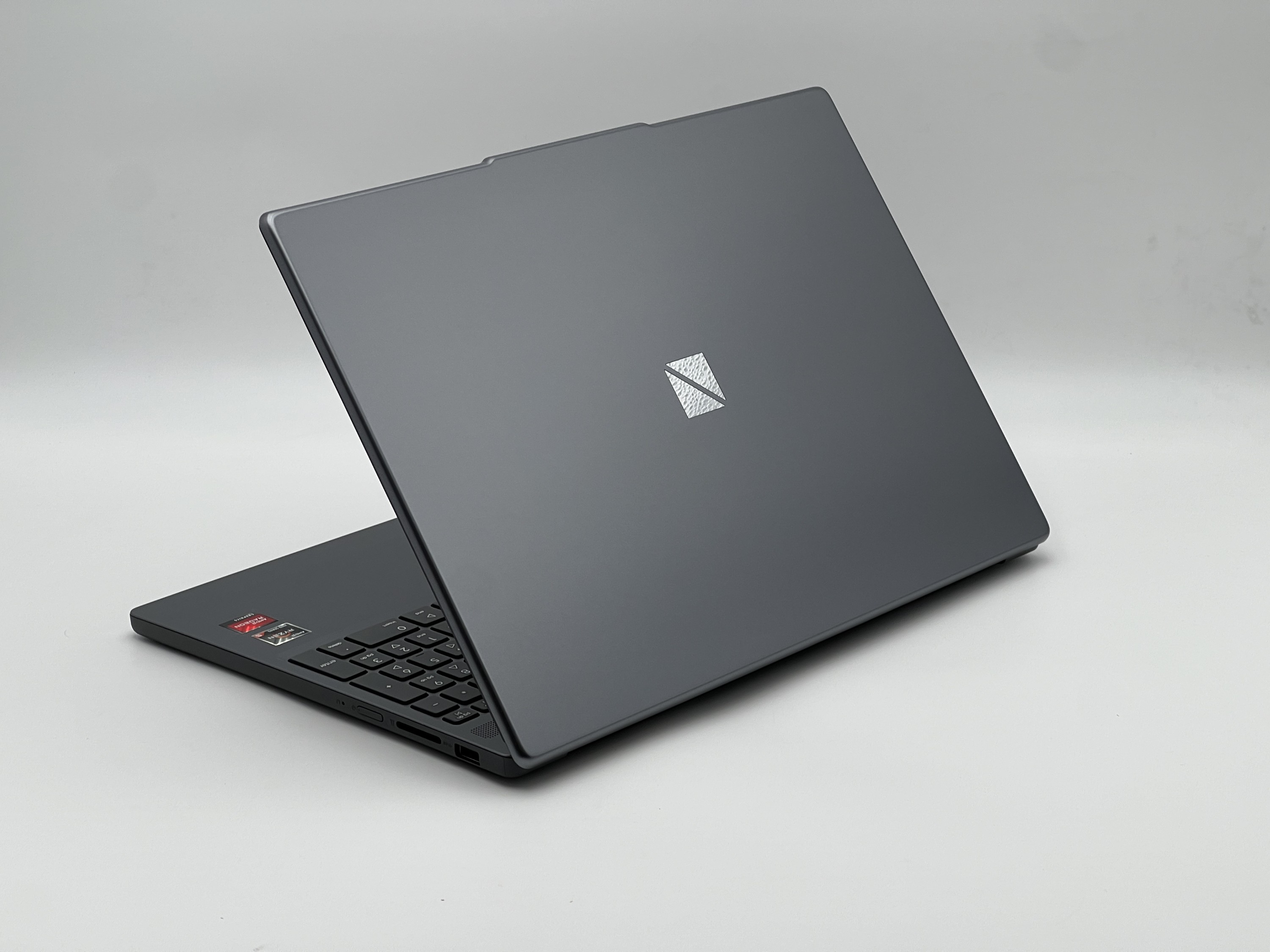 NECリフレッシュPC 2025年05月モデル PC-GE33EJYA2 (Ryzen 5 7535HS 16GB 512GBSSD Office付) ノートパソコン【１年保証付き】