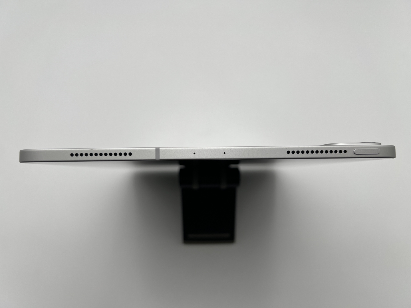iPad Pro 11インチ 第2世代 Wi-Fi+Cellular 128GB 2020年春モデル