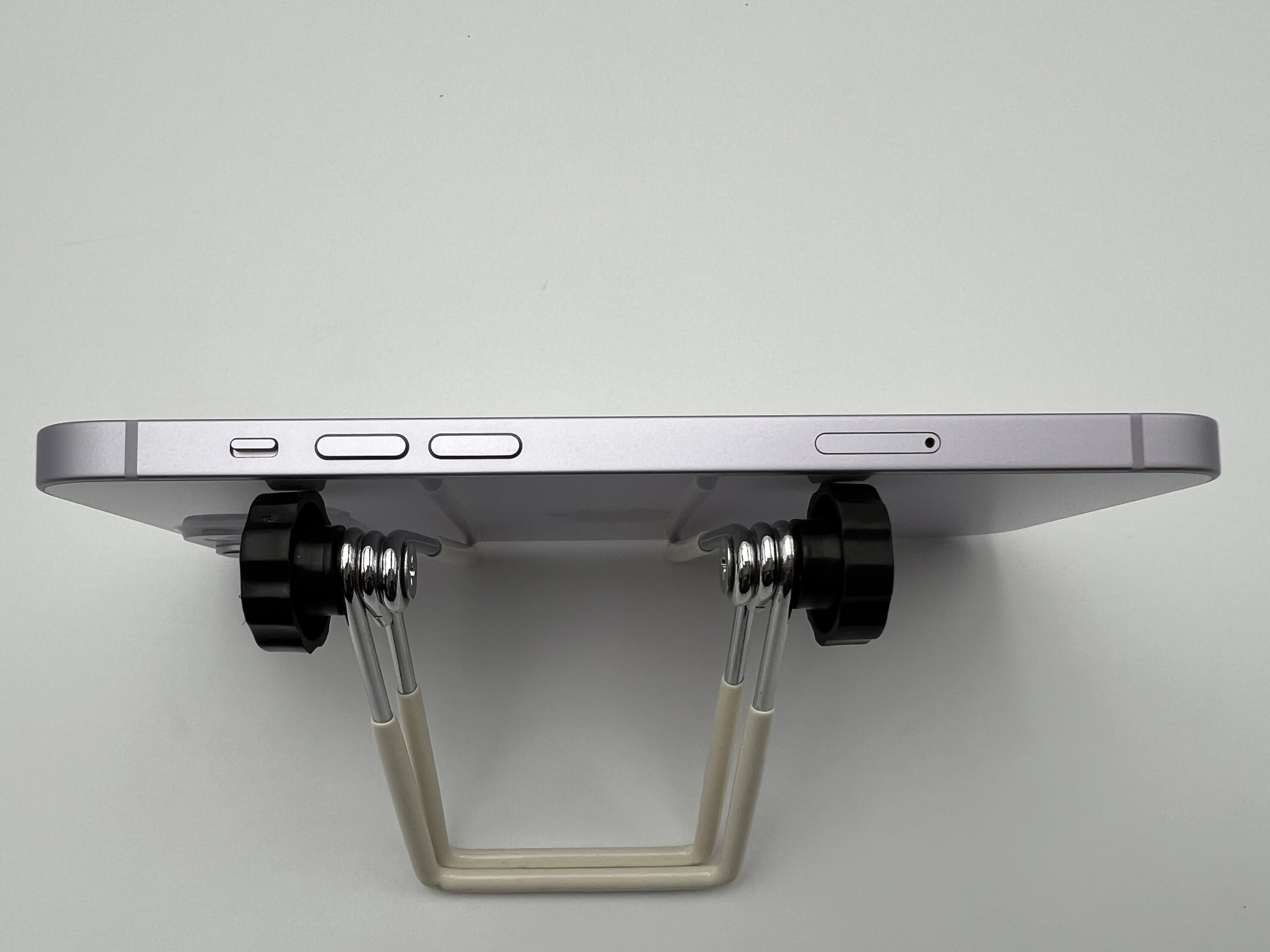 【ゲーミング＆アウトレットセール 8/7 11:00 - 8/17 11:00】【展示品】【ネットワーク利用制限▲】Apple iPhone 14 Plus 128GB  パープル SIMロック無し 3L277J/A 付属品付き【30日返金保証】【赤ロム保証付き】