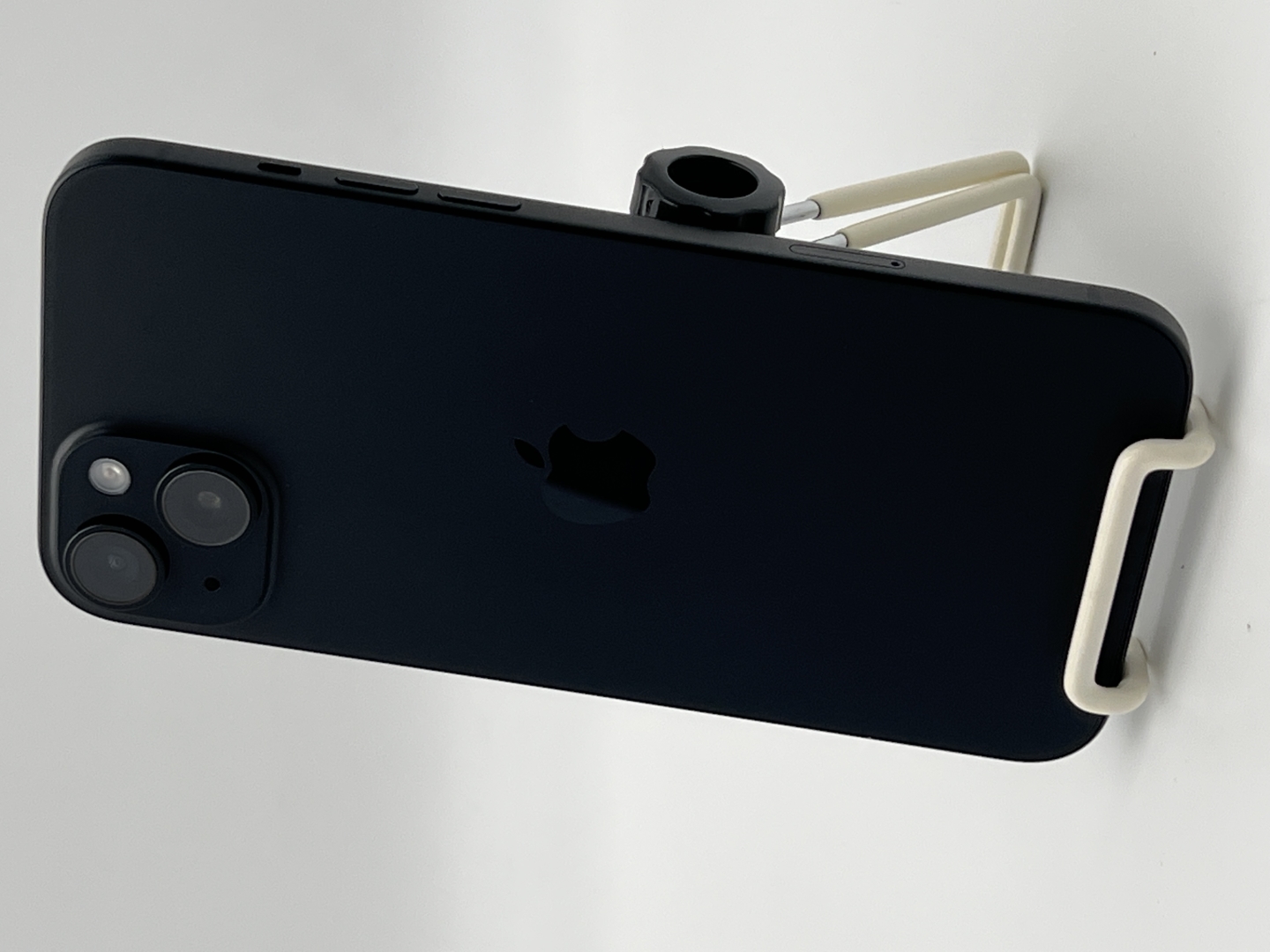 【ゲーミング＆アウトレットセール 8/7 11:00 - 8/17 11:00】【展示品】Apple iPhone 15 Plus 128GB  ブラック SIMロック無し 3M457J/A 付属品付き【30日返金保証】【赤ロム保証付き】