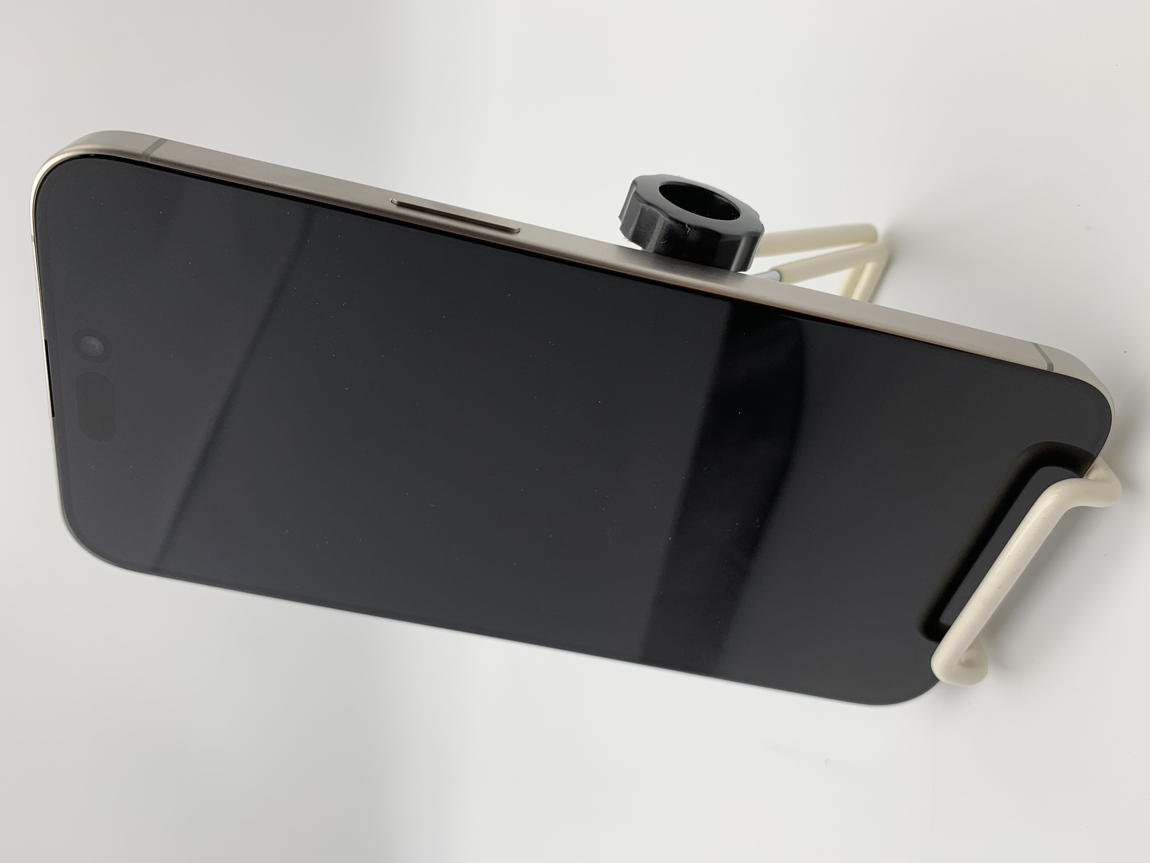 展示品】iPhone 15 Pro MaX 256GB ナチュラル SIMロック無し3M742J/A