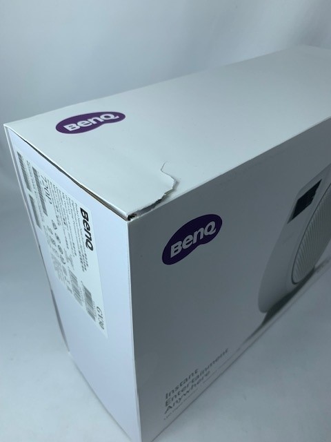 【訳あり品】【箱破損】BenQ  モバイル LEDプロジェクター  GV30（メーカー保証付き）