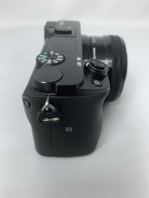【中古】【店頭展示使用品】SONY α6100 ILCE-6100Y ダブルズームレンズキット [ブラック](メーカー保証付き）