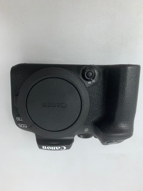 【中古】【店頭展示使用品】CANON EOS R10 RF-S18-150 IS STM レンズキット(メーカー保証1年）