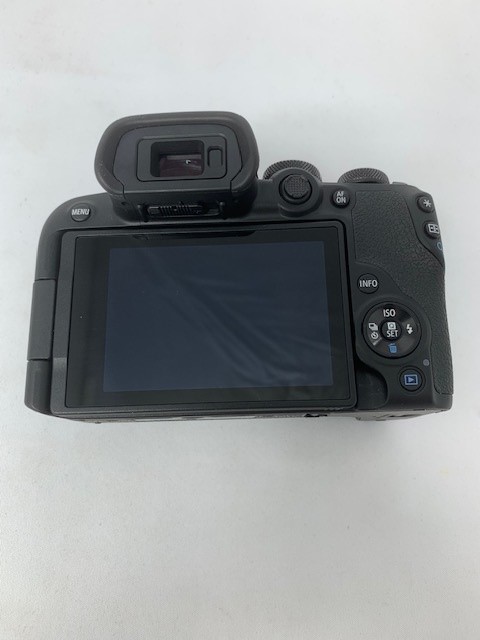 【中古】【店頭展示使用品】CANON EOS R10 RF-S18-150 IS STM レンズキット(メーカー保証1年）