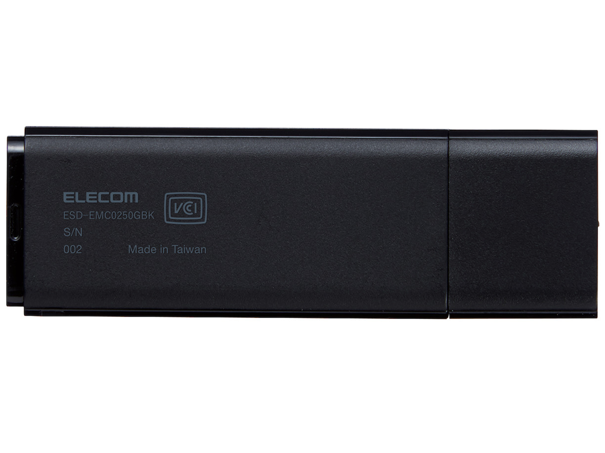 [お取り寄せ]ELECOM 外付けポータブルSSD 250GB-ブラック [ESD-EMC0250GBK]