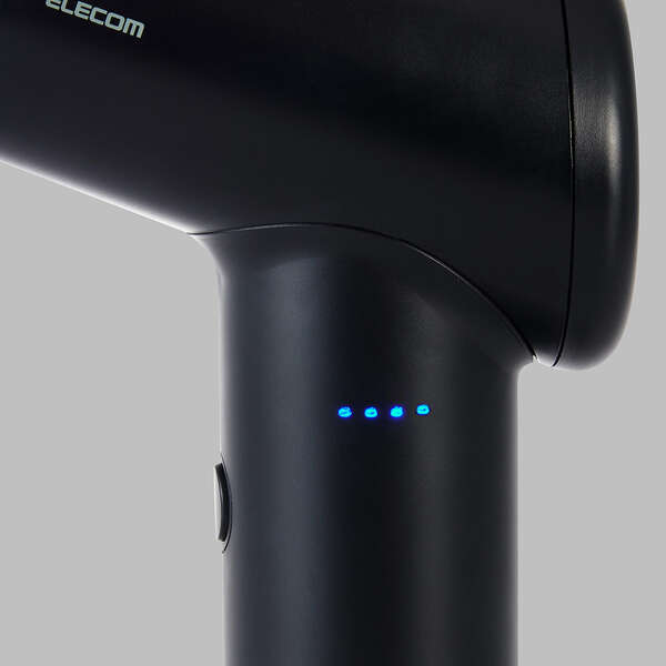 ELECOM 電動エアダスター 3種類のノズル付き ブラック[AD-ALB01BK]