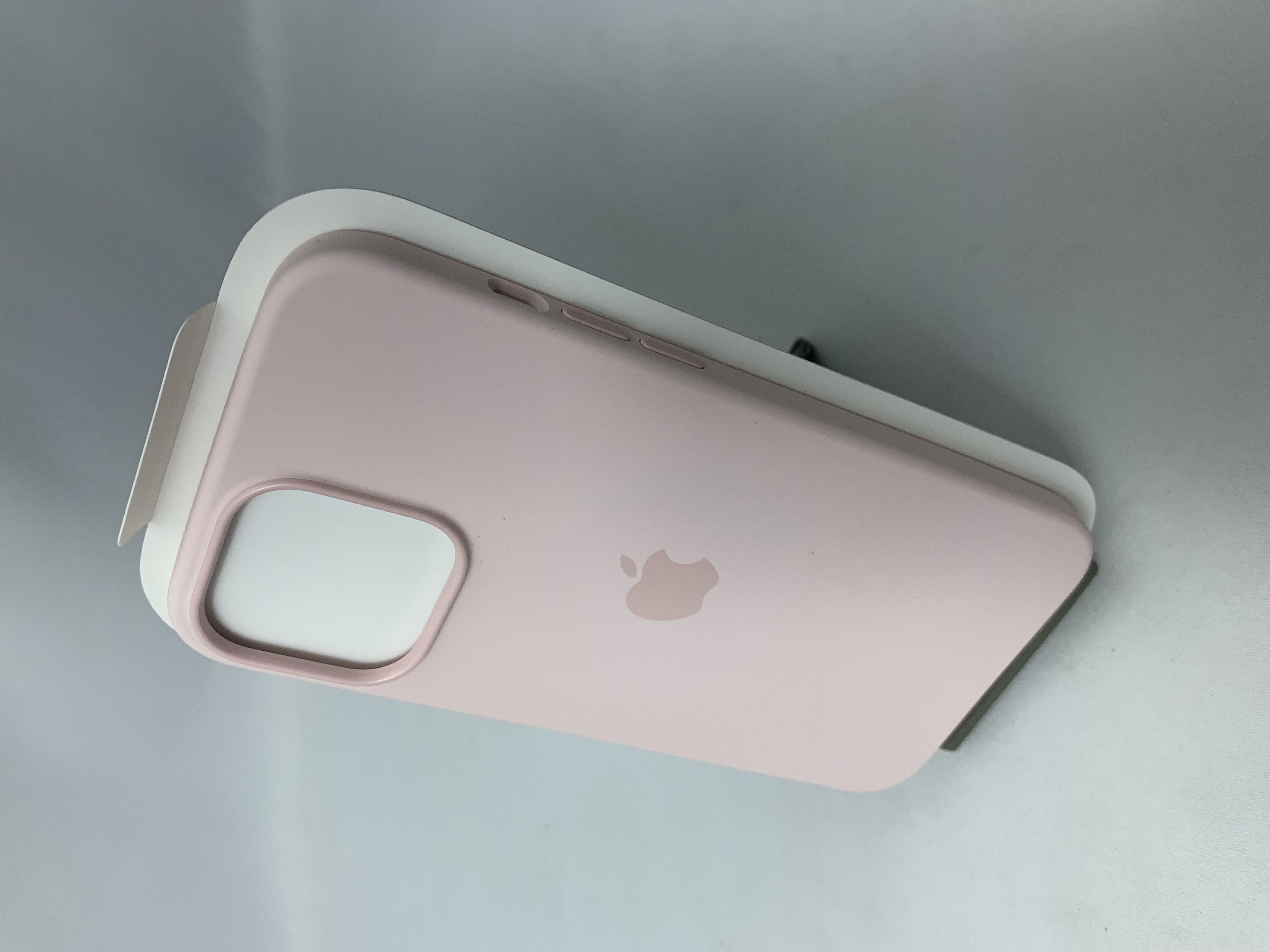 【中古】【店頭展示使用品】【返品不可商品】Apple MagSafe対応 iPhone 13 Pro Max シリコーンケース チョークピンク MM2R3FEA