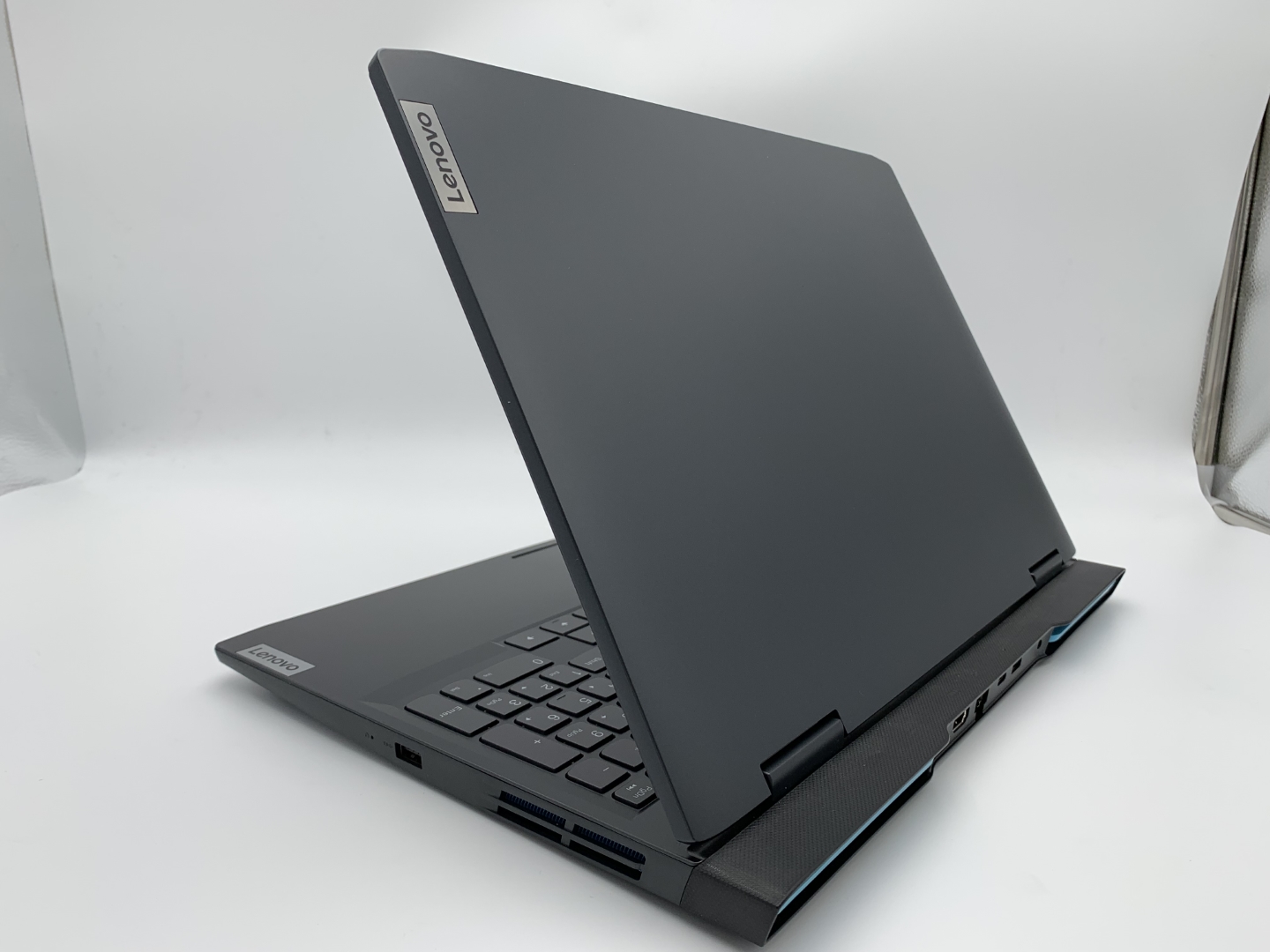 【中古：Bランク】【店頭展示品】Lenovo IdeaPad Gaming 370i 82S900K8JP [オニキスグレー]【30日間返品保証】