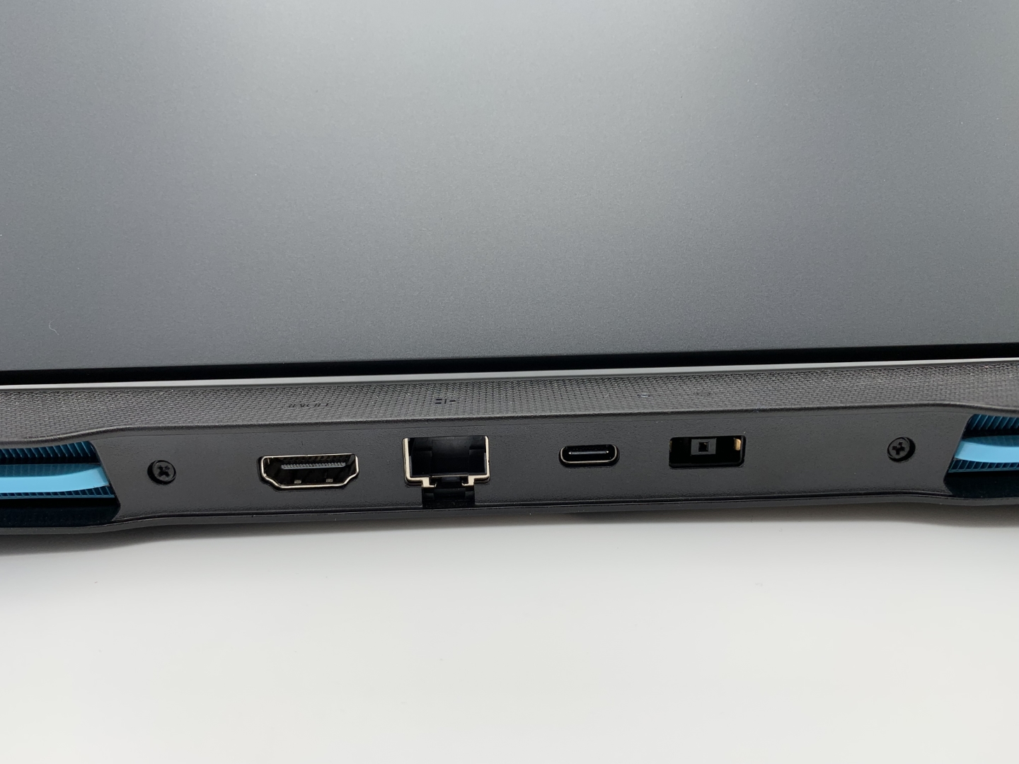 【中古：Bランク】【店頭展示品】Lenovo IdeaPad Gaming 370i 82S900K8JP [オニキスグレー]【30日間返品保証】