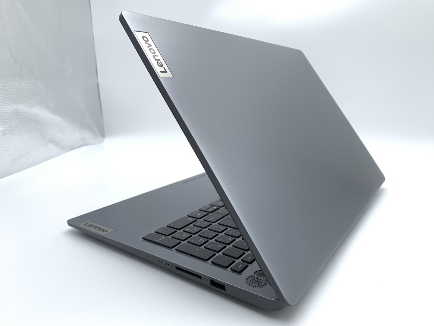 【中古：Bランク】【店頭展示品】LENOVO IPS3 GEN 8(R58512OF)82XQ000RJP【30日間返品保証】