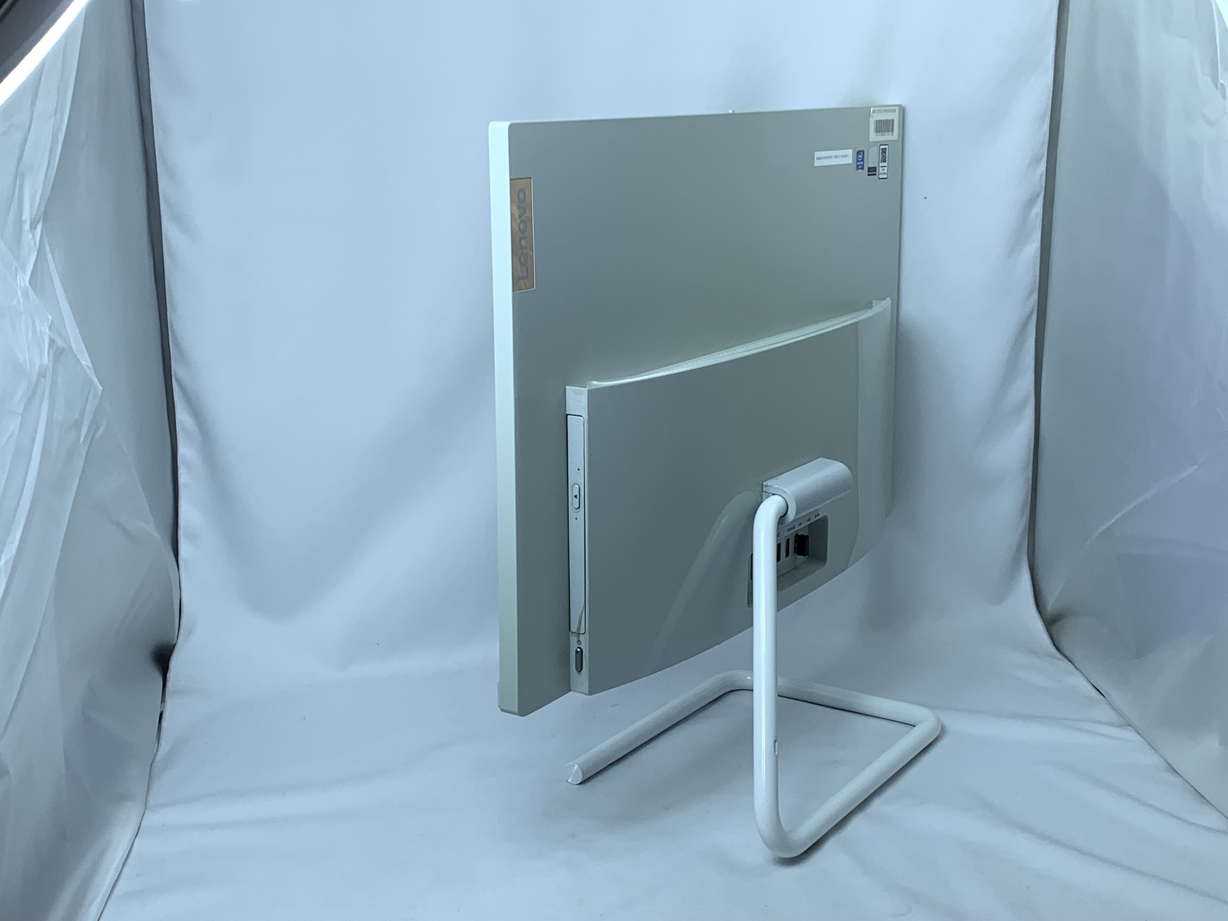 【中古：Bランク】Lenovo(レノボ) IdeaCentre AIO 350i F0EU003NJP [ホワイト]【30日間返品保証】