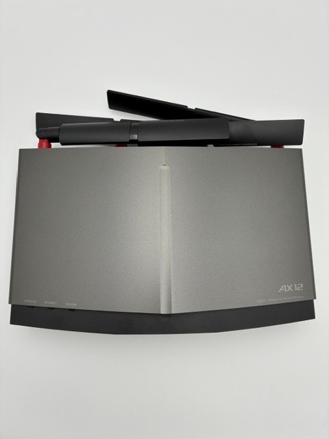 【店頭展示使用品】BUFFALO Wi-Fi 6(11ax)対応Wi-Fiルーター 4803+1147Mbps AirStation WXR-5950AX12 [チタニウムグレー]（メーカー保証付き）